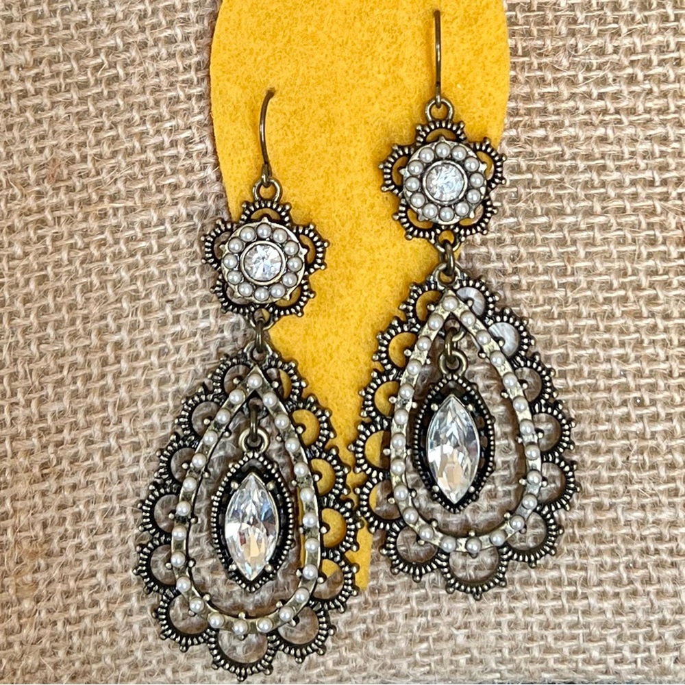 Chloe + Isabel Pearl + Crystal Floral Filigree Earrings